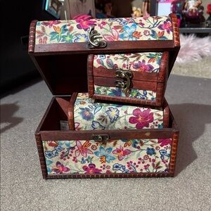 Floral Patterned Wooden Chest Set